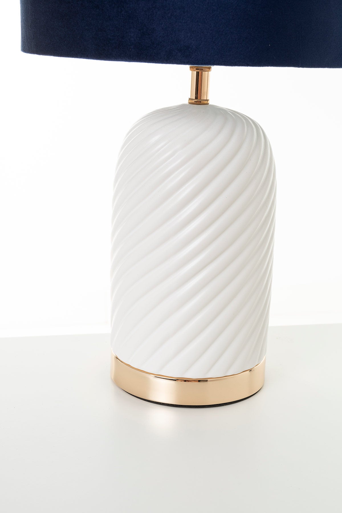 Comprar Lámpara de Sobremesa Spiral online en KitMuebles
