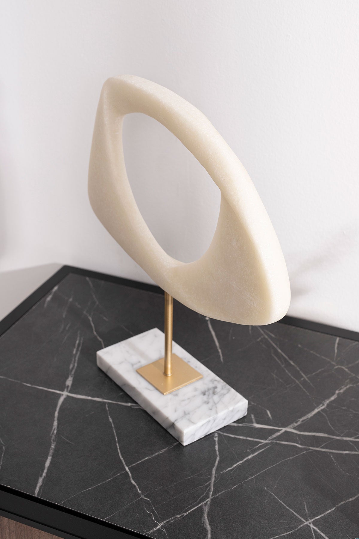 Comprar Escultura Cyclades 31x33x8cm online en KitMuebles
