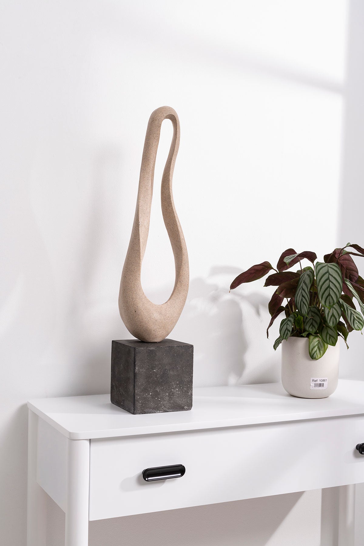 Comprar Escultura Gaia 17x71x15cm online en KitMuebles
