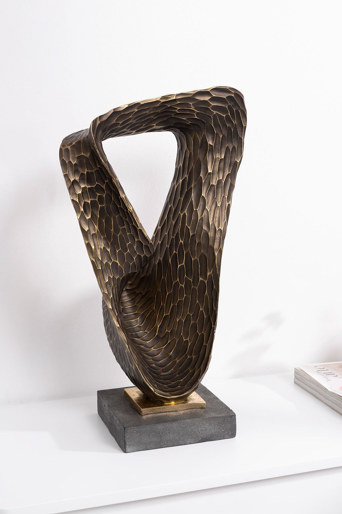 Comprar Escultura Talos 30x50x20cm online en KitMuebles
