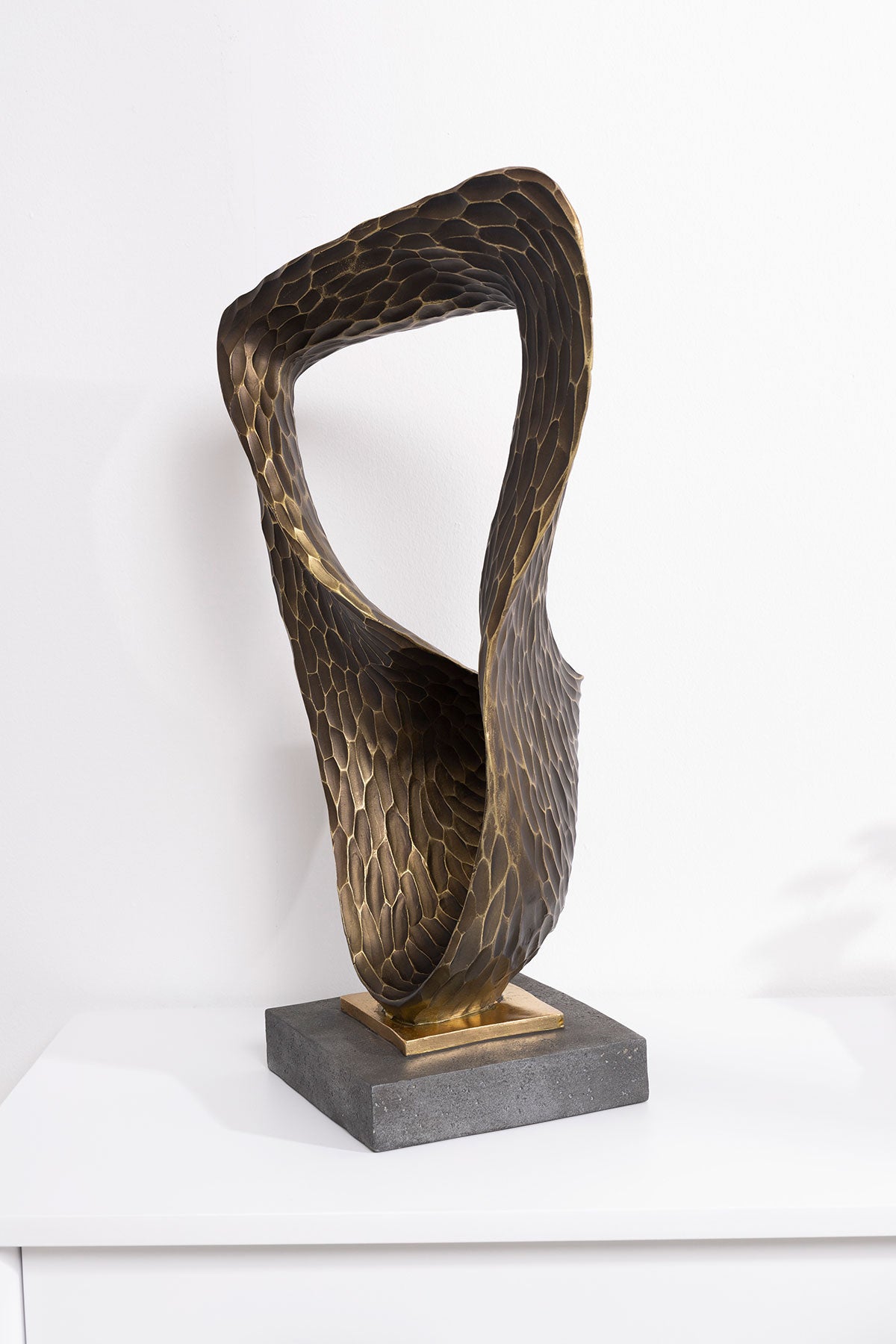 Comprar Escultura Talos 30x50x20cm online en KitMuebles