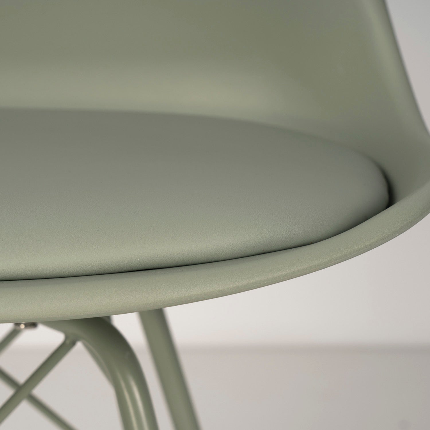 Comprar Silla Kendra online en KitMuebles