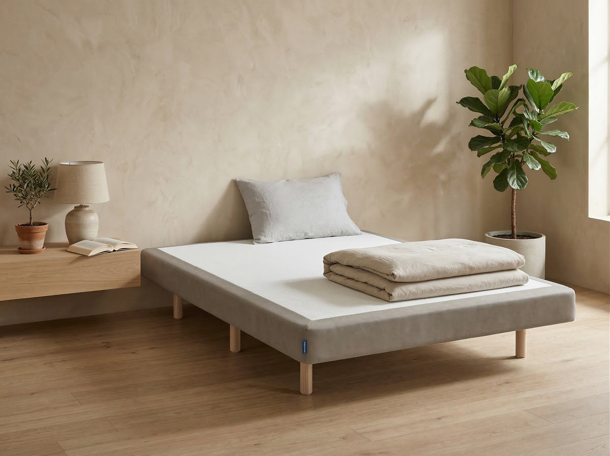 Comprar Base Tapizada Suydi online en KitMuebles