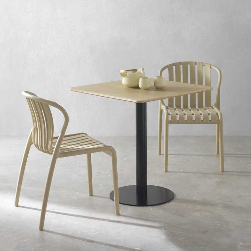 Comprar Mesa Cuadrada Aris 70x70cm online en KitMuebles