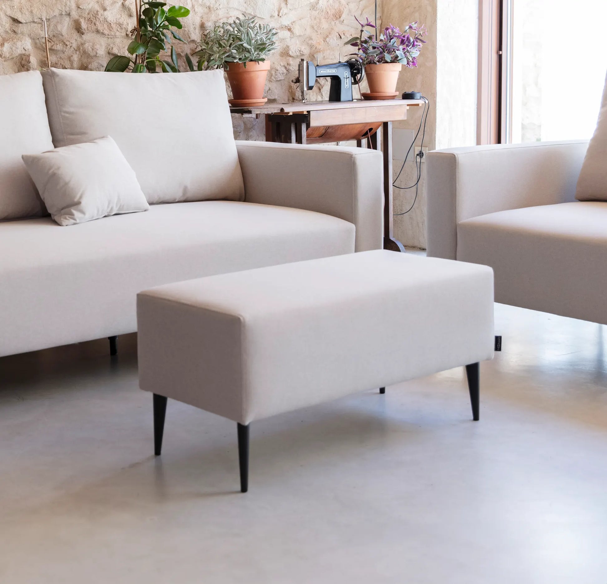 Comprar Puff Redford online en KitMuebles